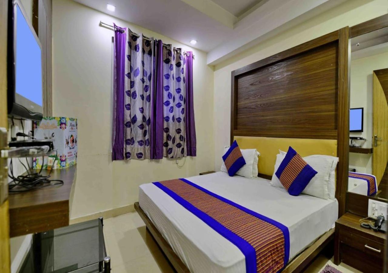 Hotel Perfect Spot- Main Bazar - Walking Metro Station New Delhi Exteriör bild
